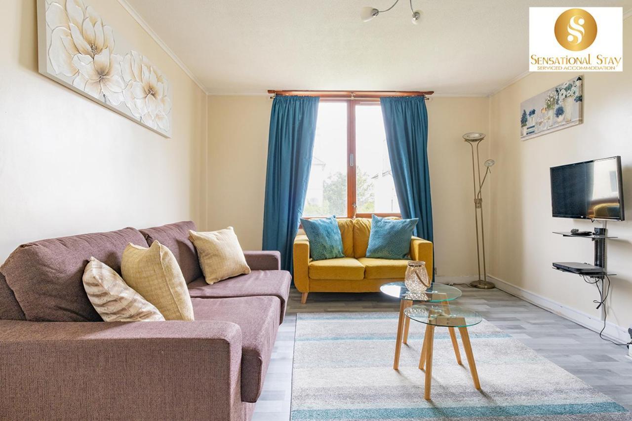 Apartment Sensational Stay: Serviced 2-bedroom In *